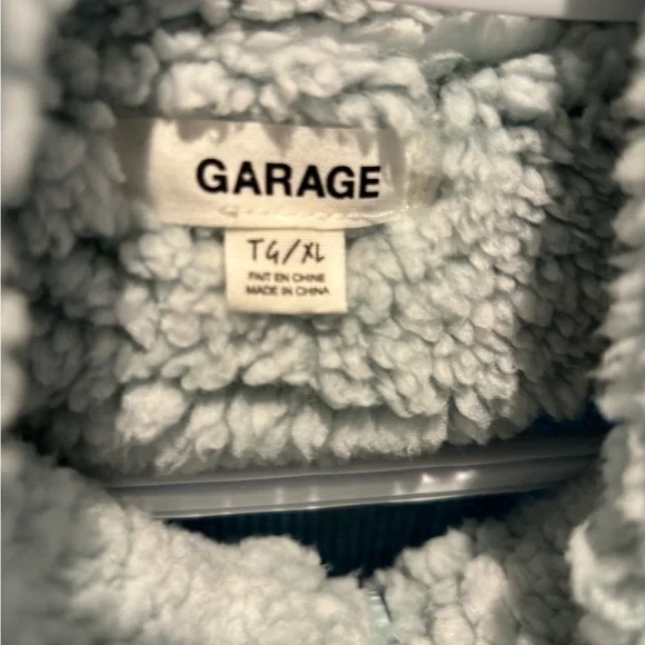Garage light blue oversized fluffy jacket - Picture 3 of 3